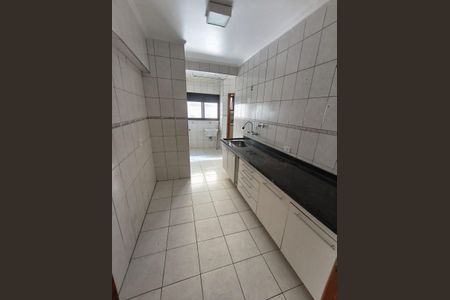 Apartamento à venda com 75m², 3 quartos e 2 vagasCozinha