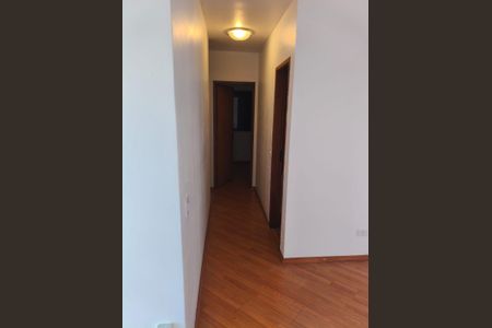 Apartamento à venda com 75m², 3 quartos e 2 vagasCorredor