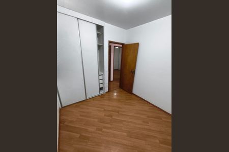 Apartamento à venda com 75m², 3 quartos e 2 vagasQuarto