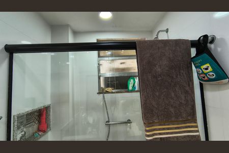 Apartamento à venda com 117m², 2 quartos e 1 vaga Apartamento à venda com 117m², 2 quartos e 1 vagaBanheiro da Suíte