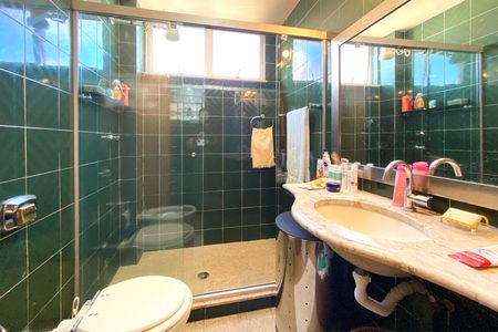 Apartamento à venda com 86m², 3 quartos e 2 vagasBanheiro