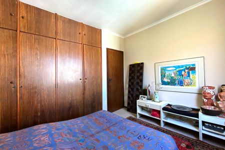 Apartamento à venda com 86m², 3 quartos e 2 vagasQuarto 1