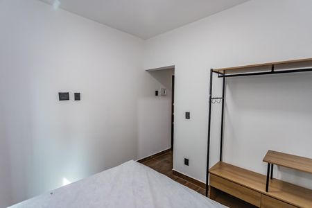 Studio para alugar com 30m², 1 quarto e sem vaga Studio para alugar com 30m², 1 quarto e sem vagaQuarto
