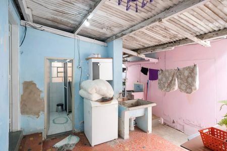 Casa para alugar com 120m², 2 quartos e 1 vagaÁrea de serviço 