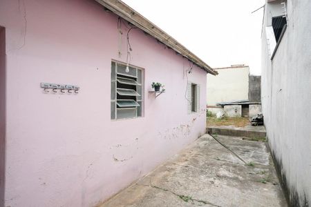 Casa para alugar com 120m², 2 quartos e 1 vagaQuintal
