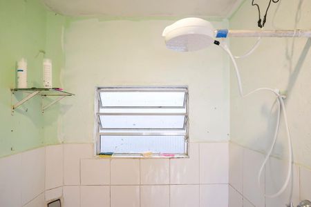 Casa para alugar com 120m², 2 quartos e 1 vagaBanheiro casa 2