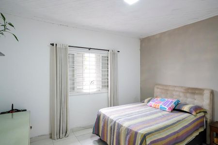 Casa para alugar com 120m², 2 quartos e 1 vagaQuarto casa 1
