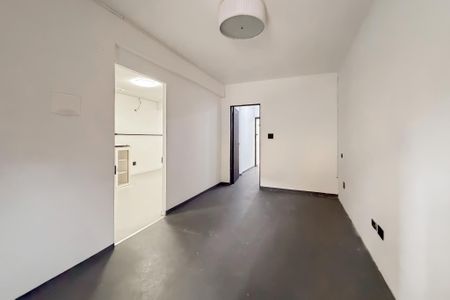 Sala de casa à venda com 4 quartos, 140m² em Vila Mariana, São Paulo