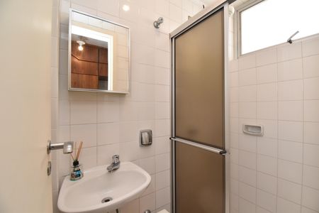 Apartamento para alugar com 270m², 3 quartos e 2 vagasBanheiro de serviço