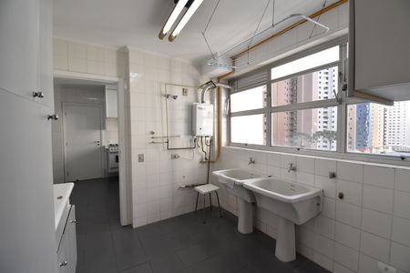 Apartamento para alugar com 270m², 3 quartos e 2 vagasÁrea de Serviço