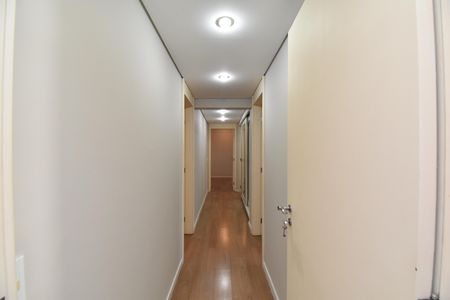 Apartamento para alugar com 270m², 3 quartos e 2 vagasCorredor