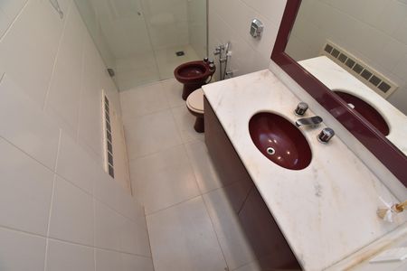 Apartamento para alugar com 270m², 3 quartos e 2 vagasBanheiro 3