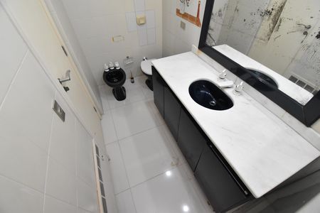 Apartamento para alugar com 270m², 3 quartos e 2 vagasBanheiro da Suíte 2