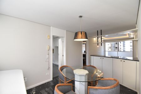 Apartamento para alugar com 270m², 3 quartos e 2 vagasSala 2