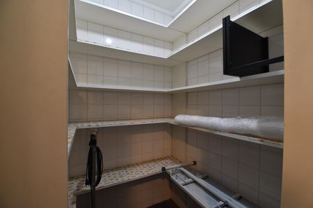 Apartamento para alugar com 270m², 3 quartos e 2 vagasDespensa