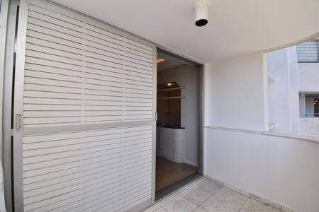 Apartamento para alugar com 270m², 3 quartos e 2 vagasSacada da Suíte