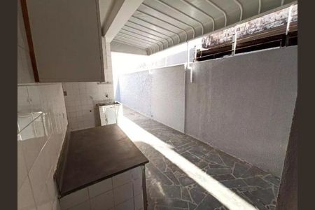 Casa para alugar com 140m², 3 quartos e 2 vagas