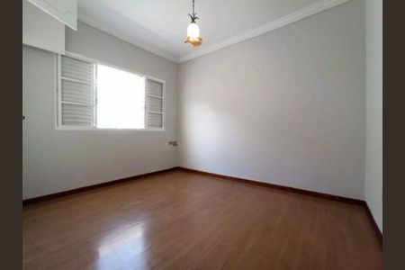 Casa para alugar com 140m², 3 quartos e 2 vagas