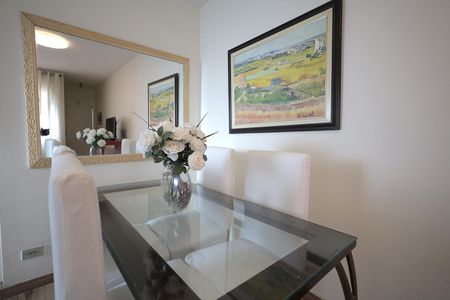 Apartamento à venda com 62m², 2 quartos e 1 vaga Apartamento à venda com 62m², 2 quartos e 1 vagaSala