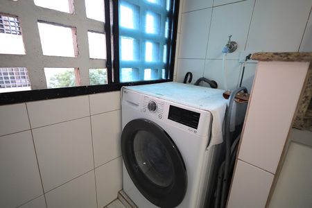 Apartamento à venda com 62m², 2 quartos e 1 vaga Apartamento à venda com 62m², 2 quartos e 1 vagaÁrea de Serviço
