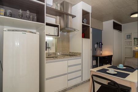 Studio para alugar com 32m², 1 quarto e sem vaga Studio para alugar com 32m², 1 quarto e sem vagaCozinha
