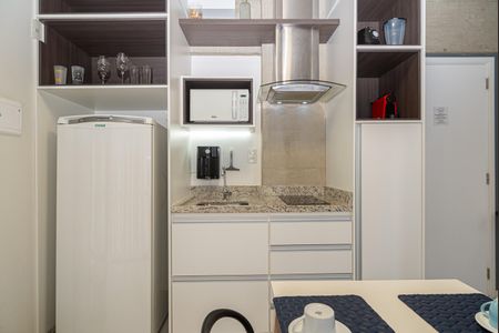 Studio para alugar com 32m², 1 quarto e sem vaga Studio para alugar com 32m², 1 quarto e sem vagaCozinha