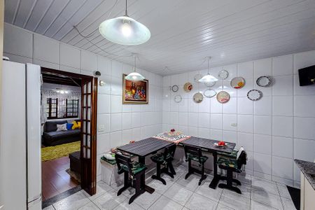Casa à venda com 100m², 2 quartos e 1 vaga Casa à venda com 100m², 2 quartos e 1 vagaCozinha