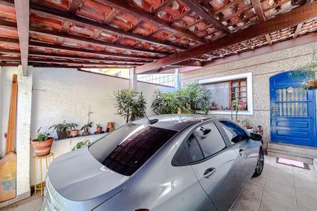 Casa à venda com 100m², 2 quartos e 1 vaga Casa à venda com 100m², 2 quartos e 1 vagaGaragem