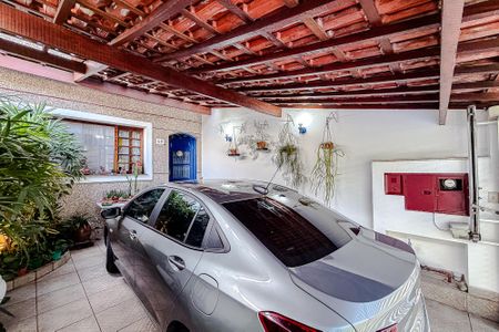 Garagem de casa à venda com 2 quartos, 100m² em Vila São José, São Paulo