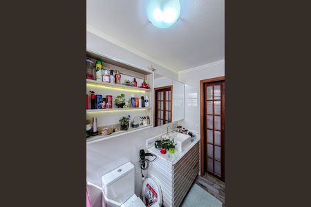 Casa à venda com 100m², 2 quartos e 1 vaga Casa à venda com 100m², 2 quartos e 1 vagaBanheiro da Suíte