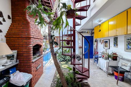Casa à venda com 100m², 2 quartos e 1 vaga Casa à venda com 100m², 2 quartos e 1 vagaÁrea externa