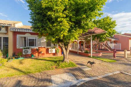 Casa de condomínio à venda com 96m², 3 quartos e 2 vagasFachada