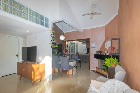 Casa de condomínio à venda com 96m², 3 quartos e 2 vagasSala