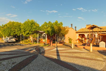 Casa de condomínio à venda com 96m², 3 quartos e 2 vagasFachada e Área comum