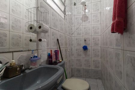 Banheiro de casa para alugar com 1 quarto, 180m² em Jardim Primeiro de Maio (chacara Fazendinha), Osasco