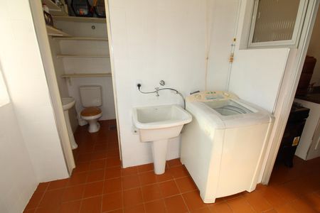 Apartamento para alugar com 80m², 3 quartos e 1 vagaÁrea de Serviço