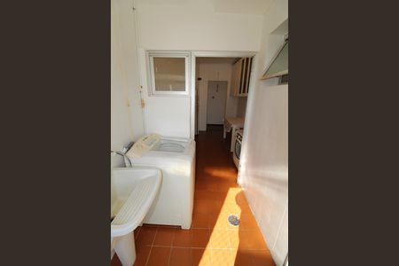 Apartamento para alugar com 80m², 3 quartos e 1 vagaÁrea de Serviço
