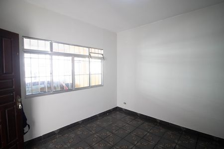 Casa para alugar com 46m², 1 quarto e sem vaga Casa para alugar com 46m², 1 quarto e sem vagaSALA
