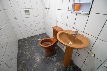 BANHEIRO de casa para alugar com 1 quarto, 46m² em Jardim Peri, São Paulo