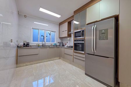 Casa à venda com 3 quartos, 200m² em Vila Alpina, São Paulo