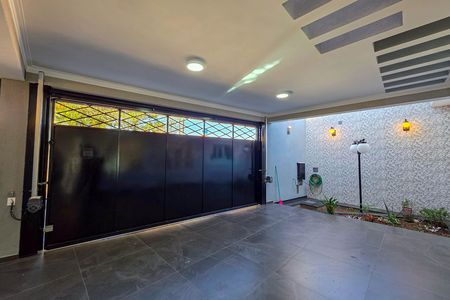 Casa à venda com 3 quartos, 200m² em Vila Alpina, São Paulo