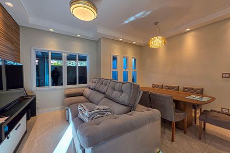 Casa à venda com 3 quartos, 200m² em Vila Alpina, São Paulo