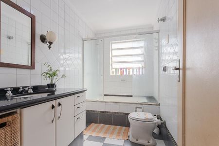 Apartamento para alugar com 104m², 3 quartos e 1 vaga Apartamento para alugar com 104m², 3 quartos e 1 vagaBanheiro