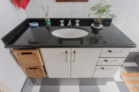 Apartamento para alugar com 104m², 3 quartos e 1 vaga Apartamento para alugar com 104m², 3 quartos e 1 vagaBanheiro