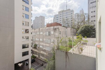 Apartamento para alugar com 104m², 3 quartos e 1 vaga Apartamento para alugar com 104m², 3 quartos e 1 vagaVista do Quarto 2