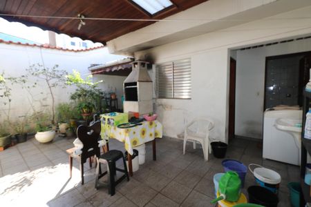 Casa para alugar com 140m², 3 quartos e 4 vagasÁrea de Serviço