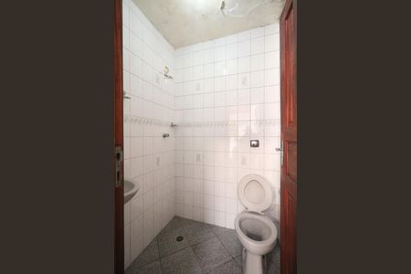 Casa para alugar com 140m², 3 quartos e 4 vagasBanheiro de Serviço