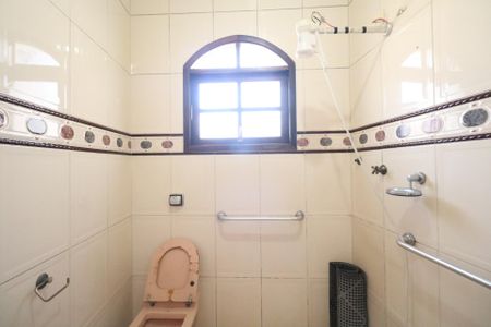 Casa para alugar com 140m², 3 quartos e 4 vagasBanheiro da Suíte
