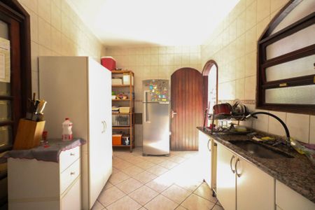 Casa para alugar com 140m², 3 quartos e 4 vagasCozinha