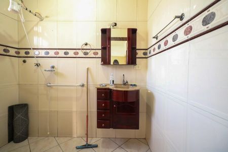 Casa para alugar com 140m², 3 quartos e 4 vagasBanheiro da Suíte